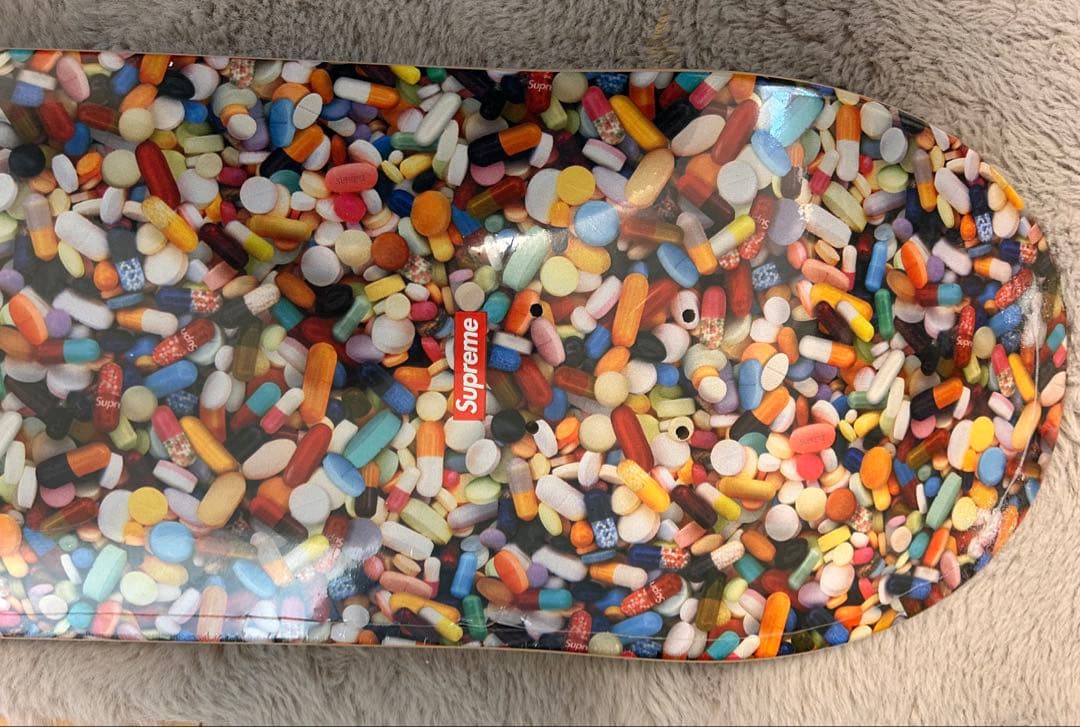 Supreme スケートボードデッキ カラフル薬デザイン