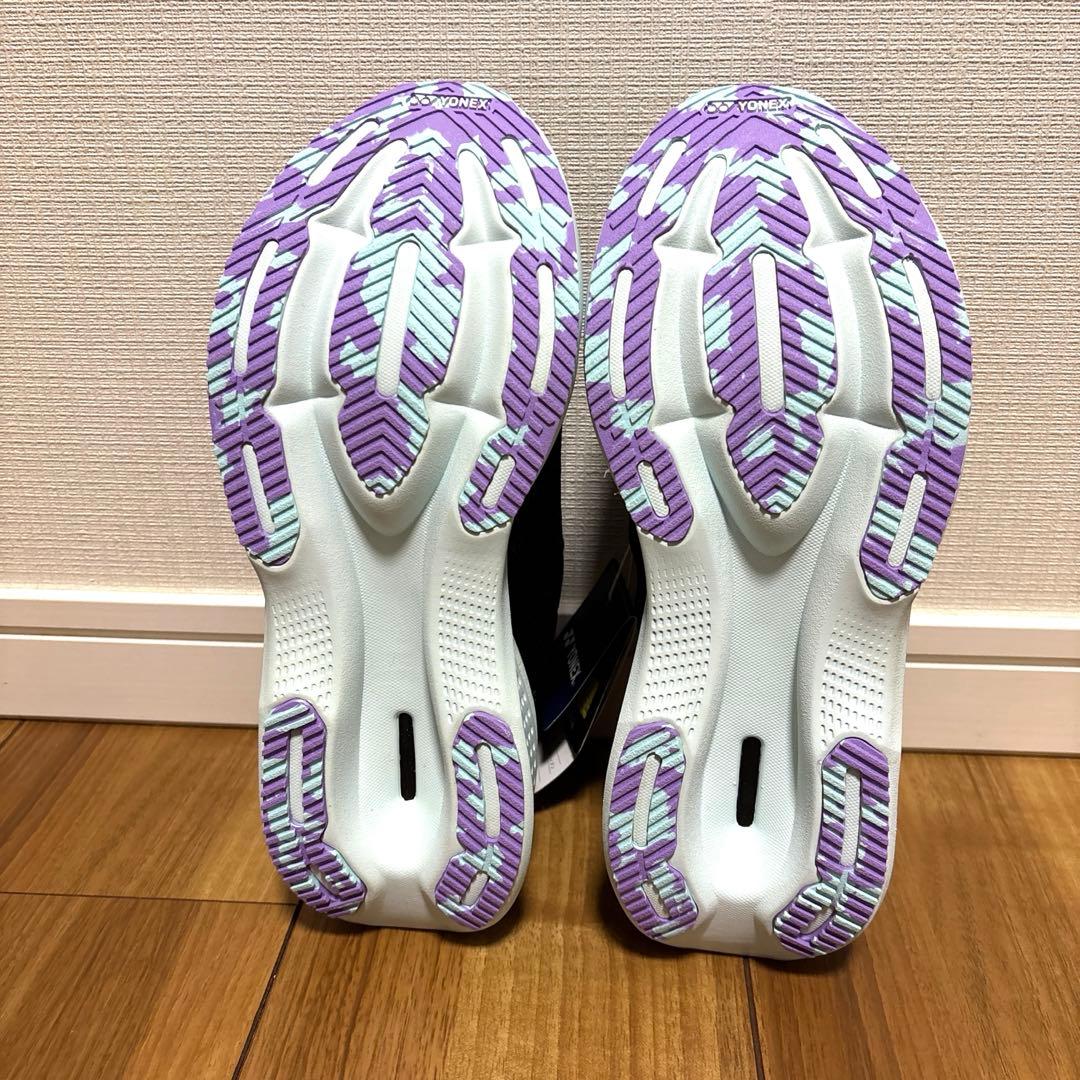 ヨネックス25年モデルランニングシューズカーボンクルーズXRウィメン 24cm