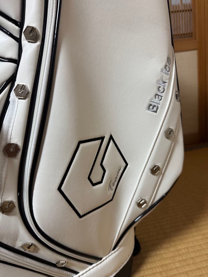 【新品・未使用】GTD ゴルフバッグ・キャディバッグ ホワイト