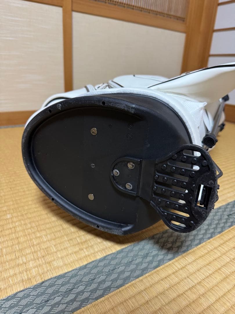 【新品・未使用】GTD ゴルフバッグ・キャディバッグ ホワイト