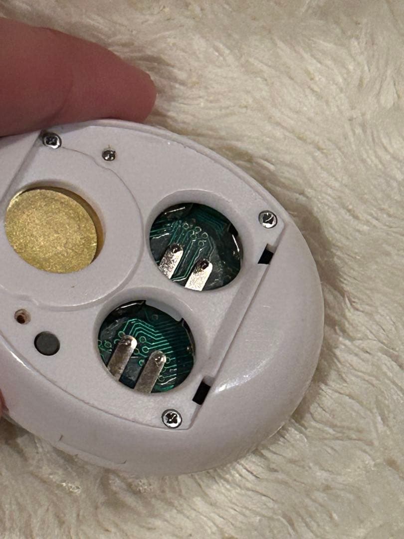 【動作確認済】 デビルっちのたまごっち　白