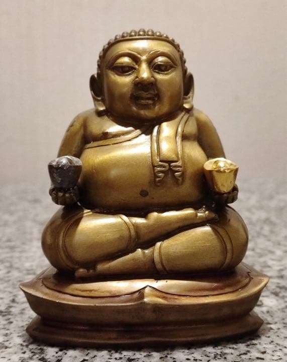 LP Pon 《2562 善迦財供尊》