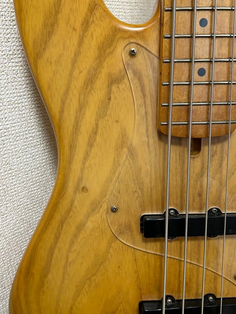 エレキベース JBタイプ（アクティブ）