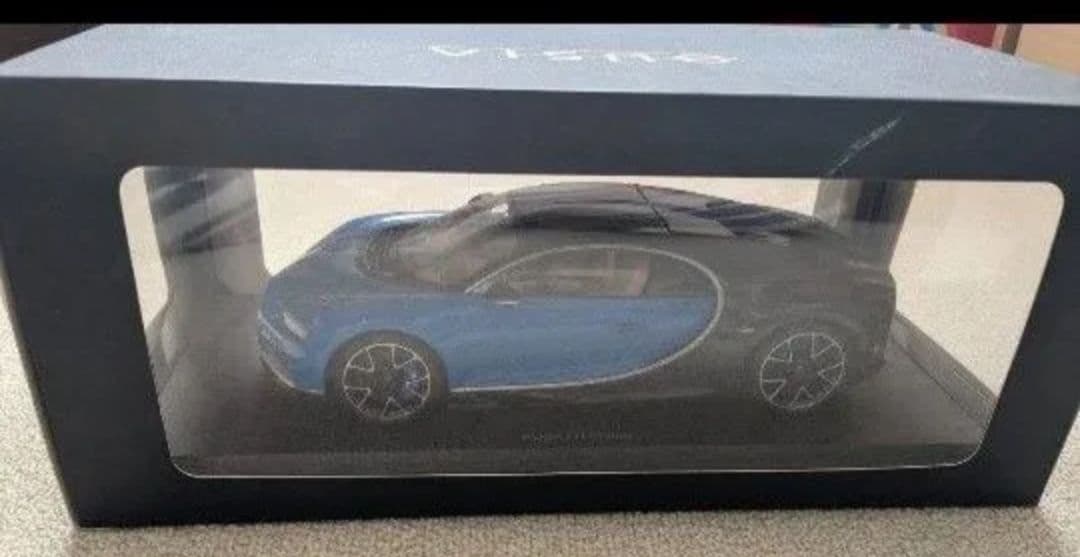 1/18　京商　ブガッティ　シロン　kyosyo BUGATTI