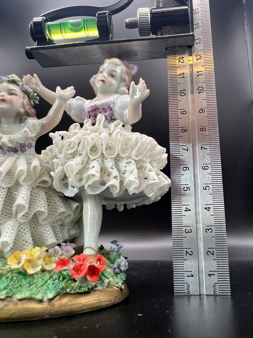 陶器製 三人の少女 フィギュア