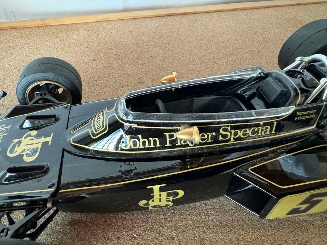 1/12 タミヤ製　JPSロータス72D完成品