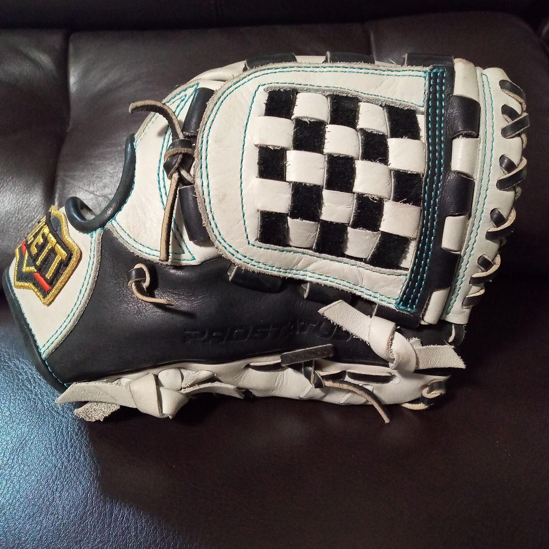 ZETT プロステイタス 軟式グローブ ホワイト/ブラック　源田モデル　内野手用