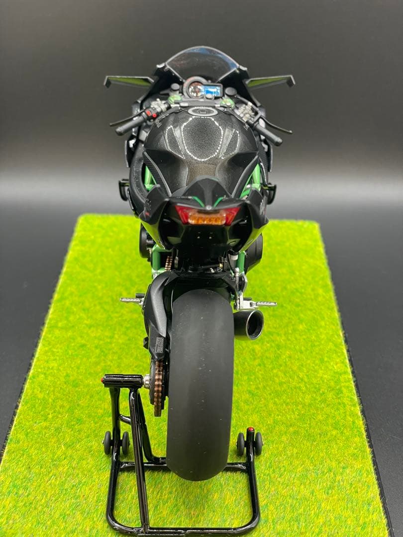 TAMIYA製　Kawasaki Ninja H2R. 1/12 完成品