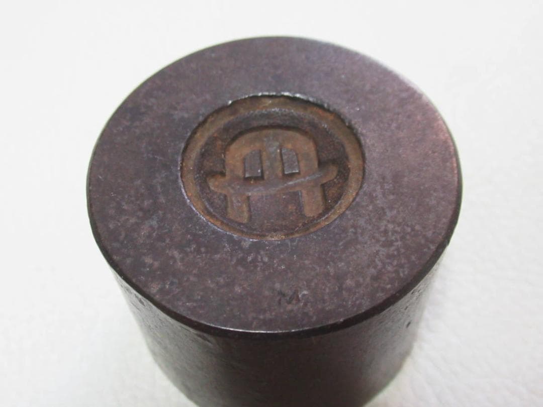 ◆希少 美品 1920年頃(大正時代)！円柱鉄製ボタン(釦)の金型『丹』大小二つ