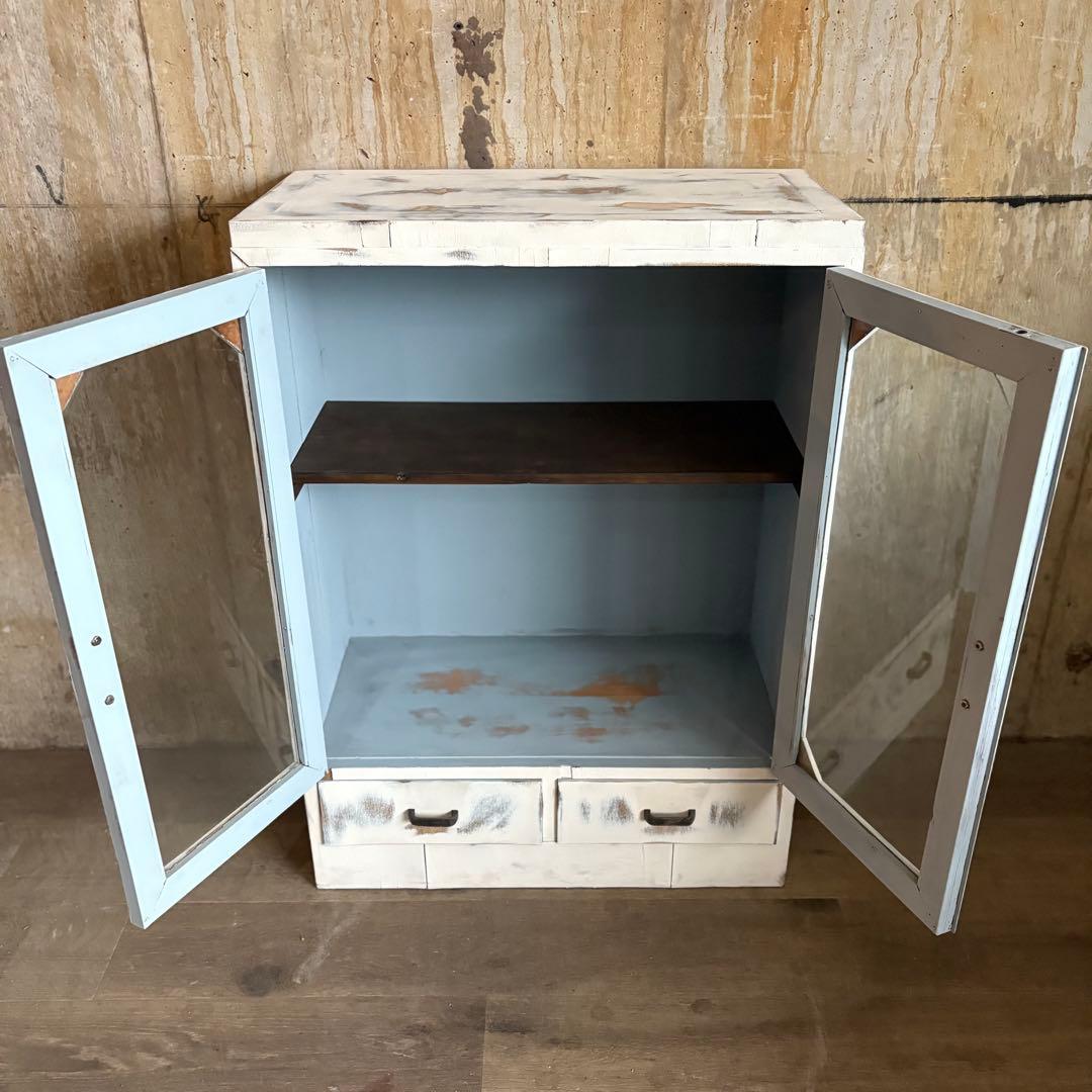 シャビーシック　ヴィンテージ　キャビネット