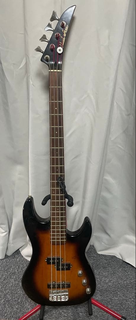 ロ*ー様 Mad Axe ベース　Bass