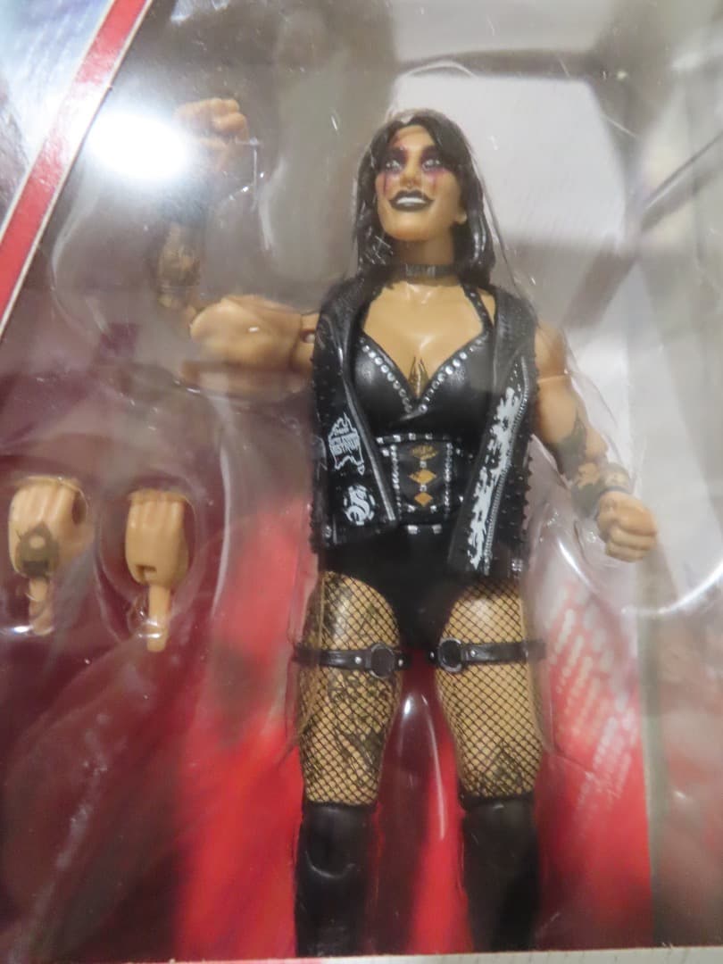 WWE Rhea Ripley フィギュア シリーズ17