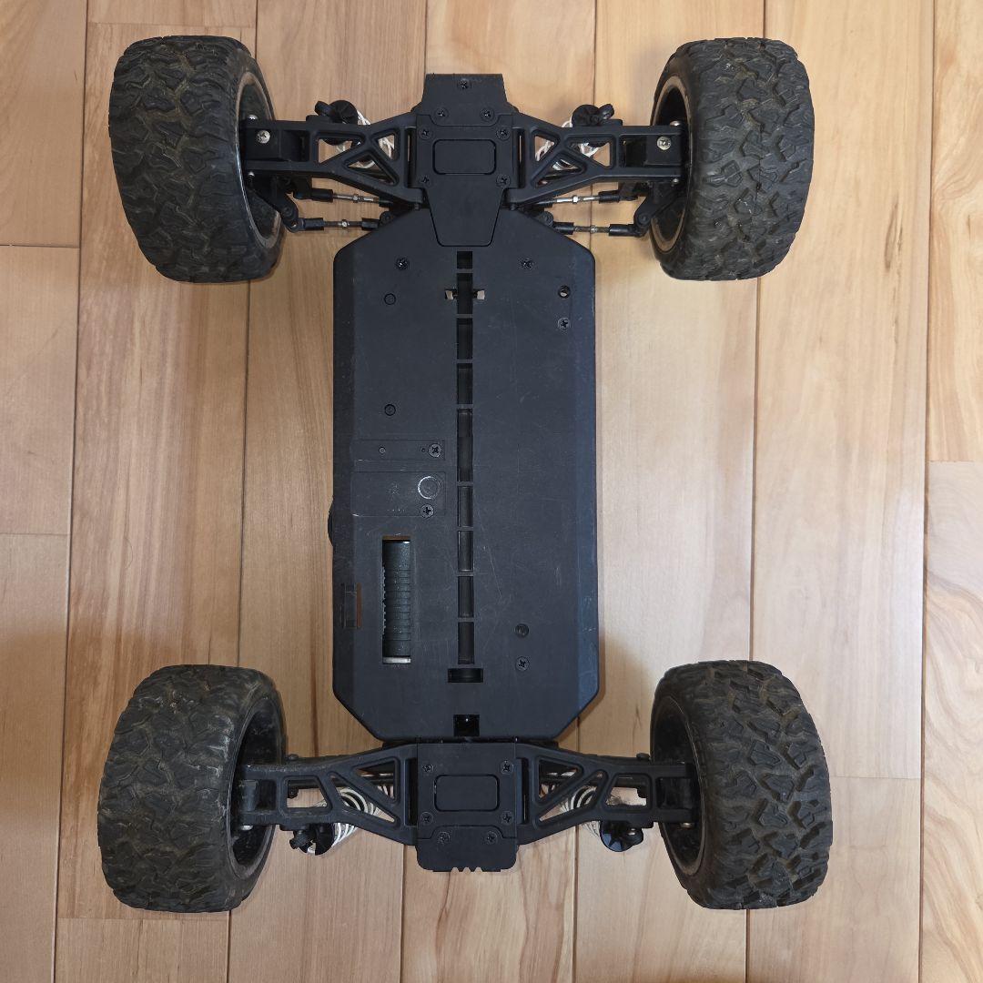 ✳️シャーシ、ボディのみ　メカ無し　京商　RAGE　VE　中古