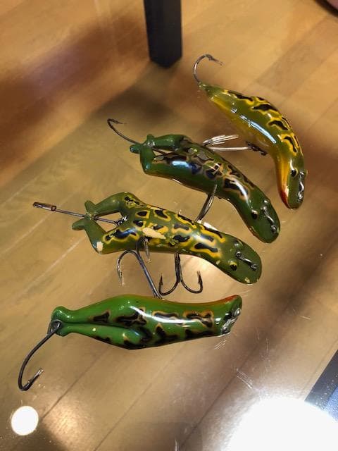 Heddon ヘドンルーニーフロッグ 4個セット