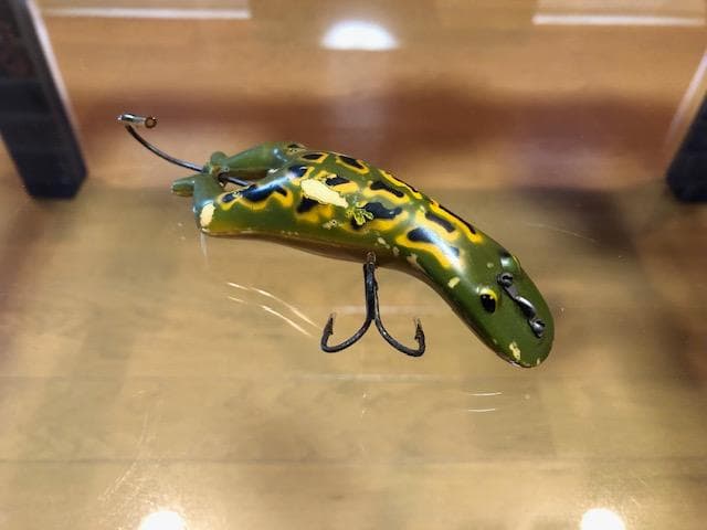 Heddon ヘドンルーニーフロッグ 4個セット