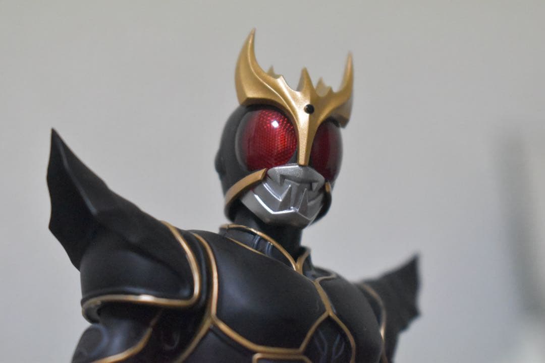 k*y様 【状態要確認】真骨彫 仮面ライダークウガ アルティメットフォーム