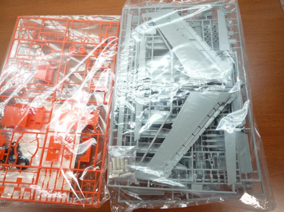 SP-5B Marlin & F-86F Sabre 40　 プラモデル