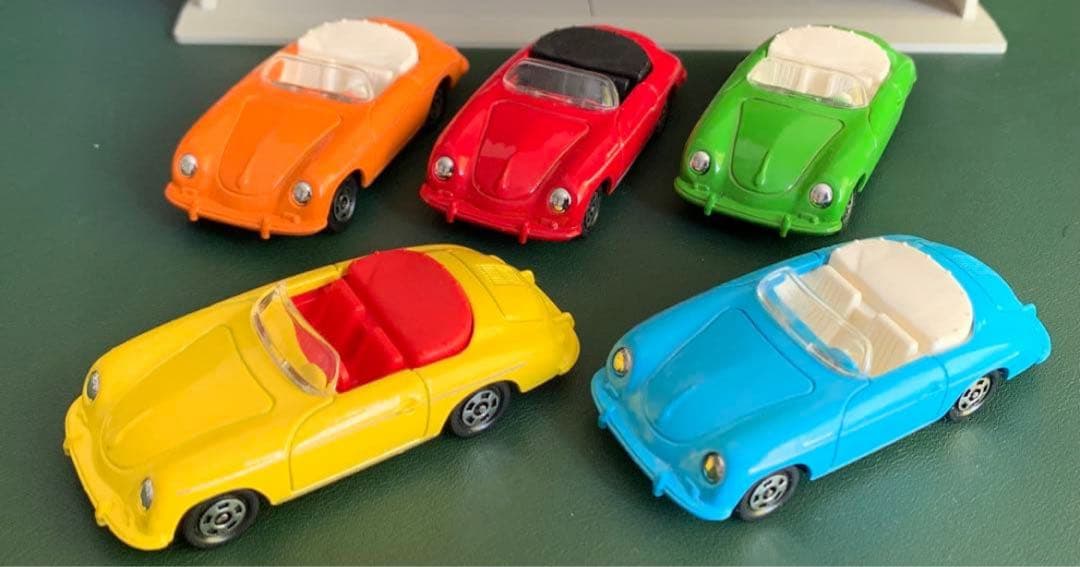 トミカラマ 屋根付駐車場 ポルシェガレージセット