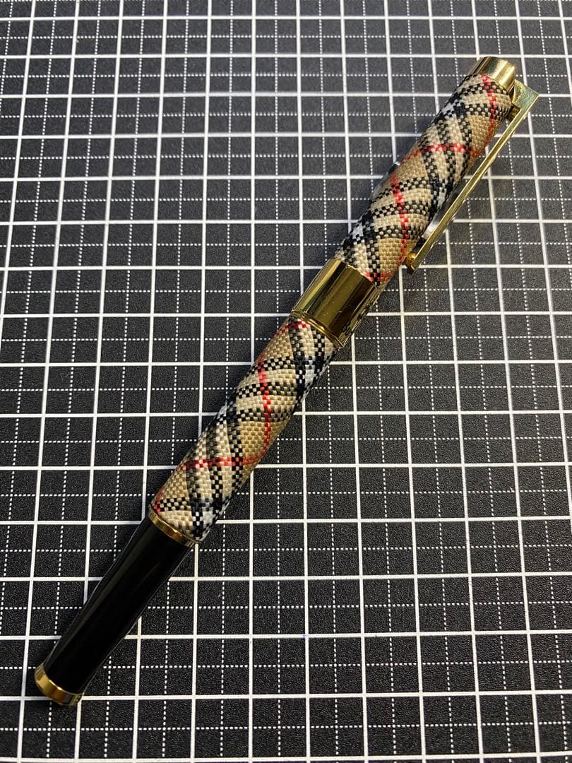 Burberry NOVA 布張り　万年筆　字幅M