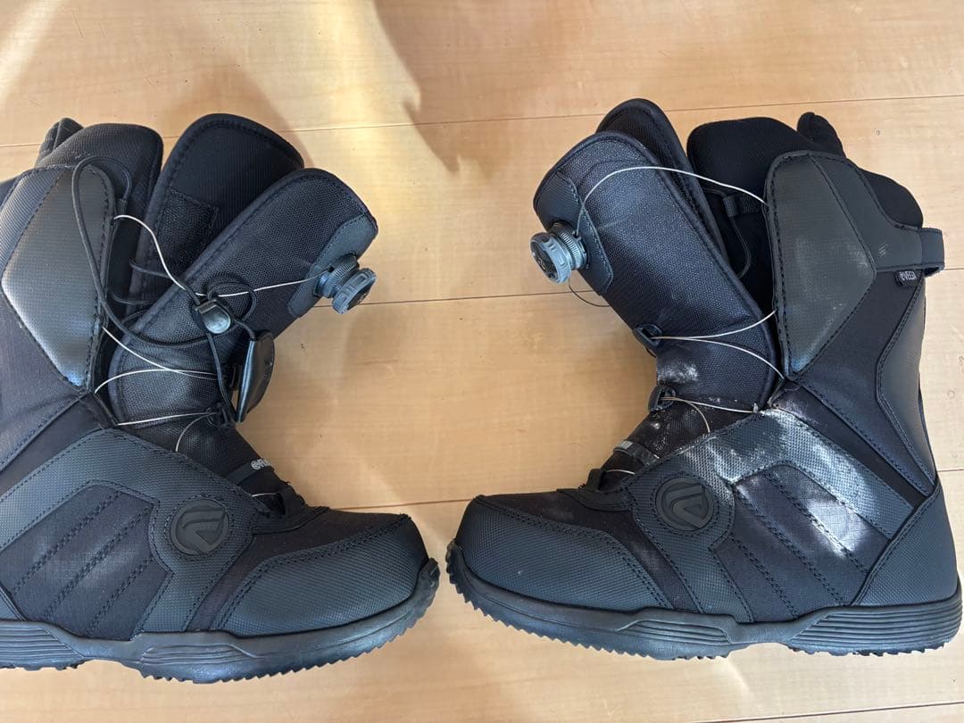 FLOW ブラック スノーボードブーツ