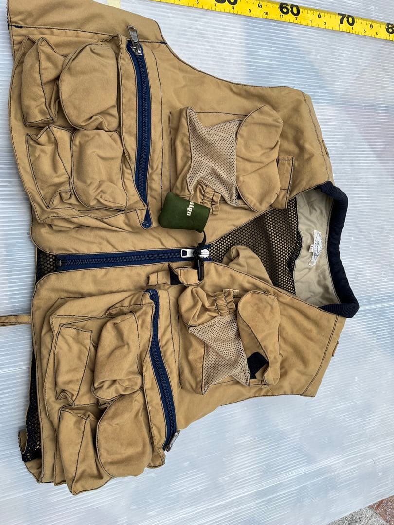 レア　希少　リバーガイド　西山徹モデル　フィッシングベスト　使用感　色褪せあり