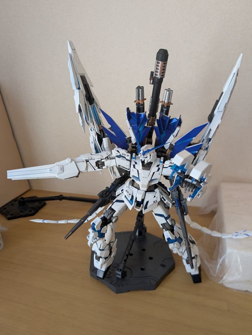MG 1/100 ユニコーンガンダム ペルフェクティビリティ ディバイン 換装