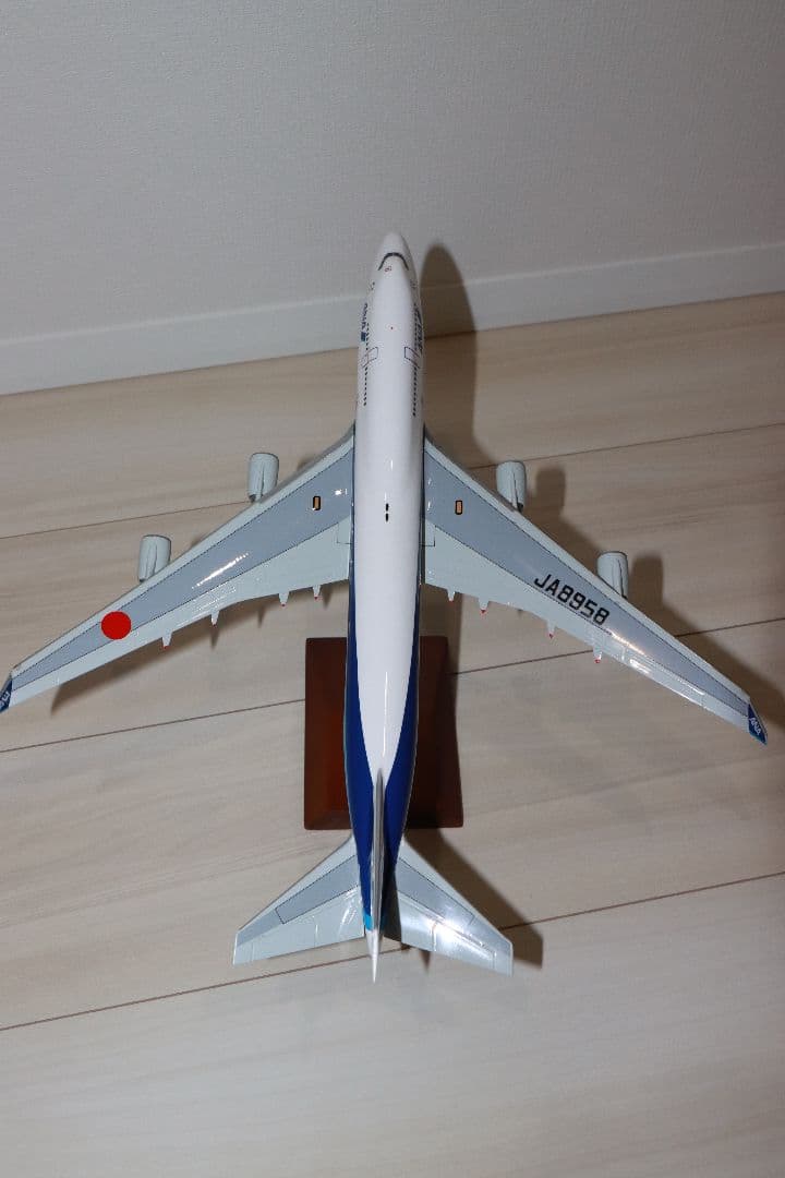 ANA ボーイング747-400 NH20064 1:200 ギヤ無し