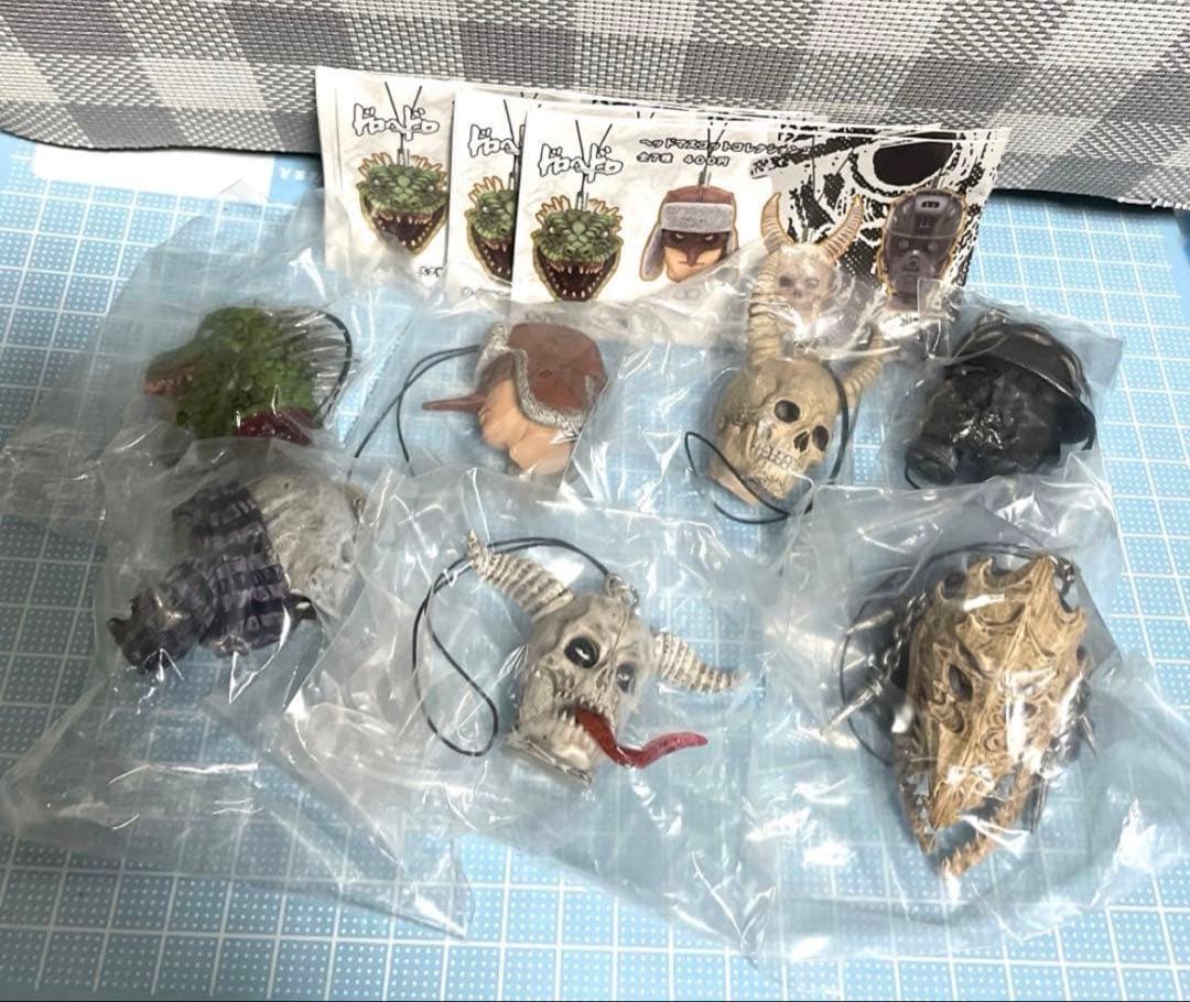 ドロヘドロ ヘッド マスコット フィギュア ストラップ 7種 コンプ メルカリ便