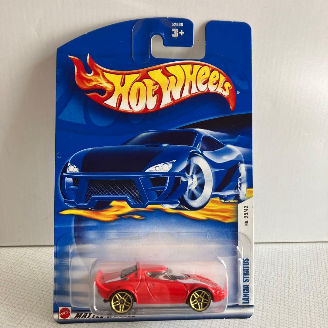 ￼LANCIA STRATOS 1/64 3台セット➕缶コーヒー付録ミニカー１台