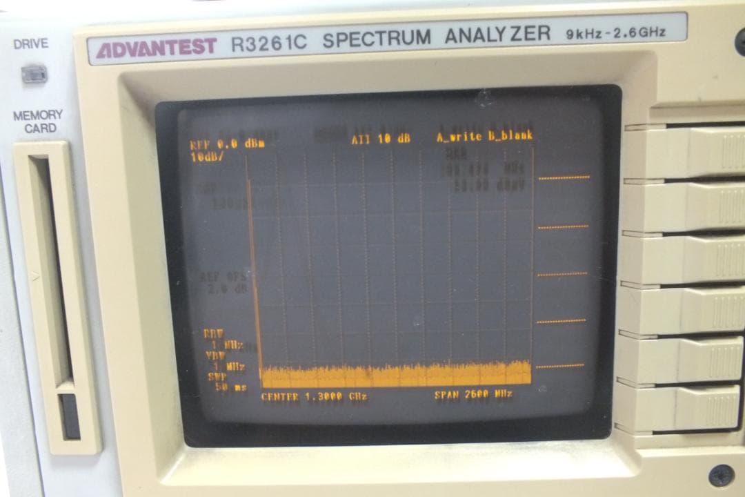 ADVANTEST R3261C スペクトラムアナライザー　ジャンク品