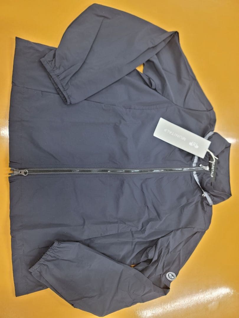 ムニタルプ　ウェア