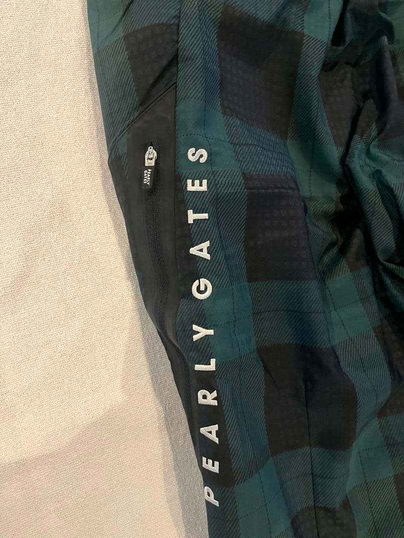 パーリーゲイツ　防風グリーン・ブラック チェックパンツ　サイズ4
