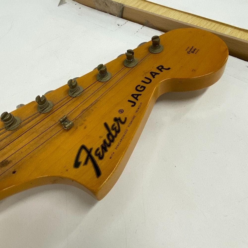 Fender フェンダー JAGUAR エレキギター