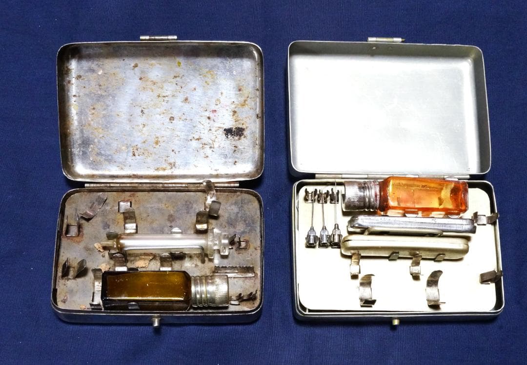 旧日本陸軍衛生兵復員時の貴重な資料品