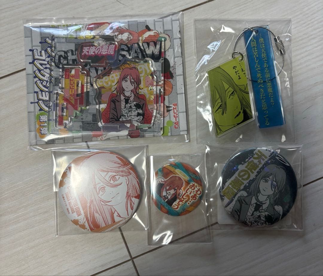 チェンソーマン 天使の悪魔 アクフィ 缶バッジ タワレコ メモリアルコレクション