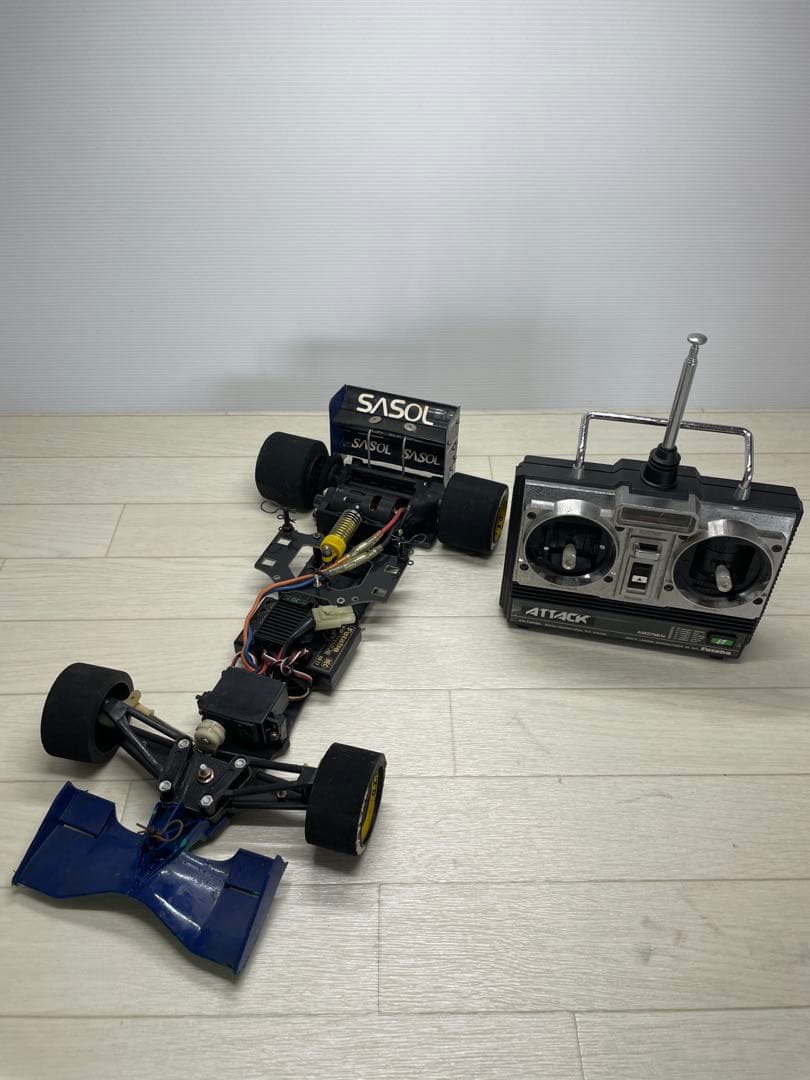 [訳あり] タミヤ F1 ラジコン + フタバ Attack プロポ セット