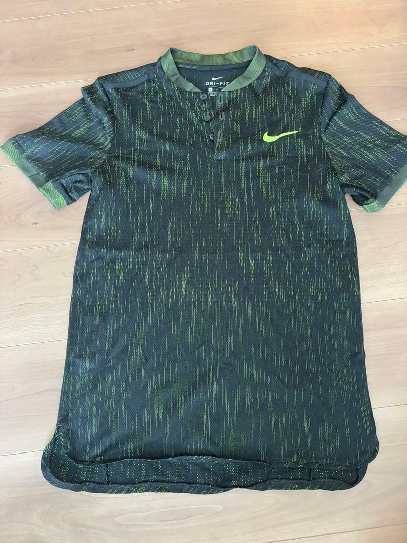 Nike テニスポロシャツ 2016全米オープンキリオス、デルポトロ選手着用