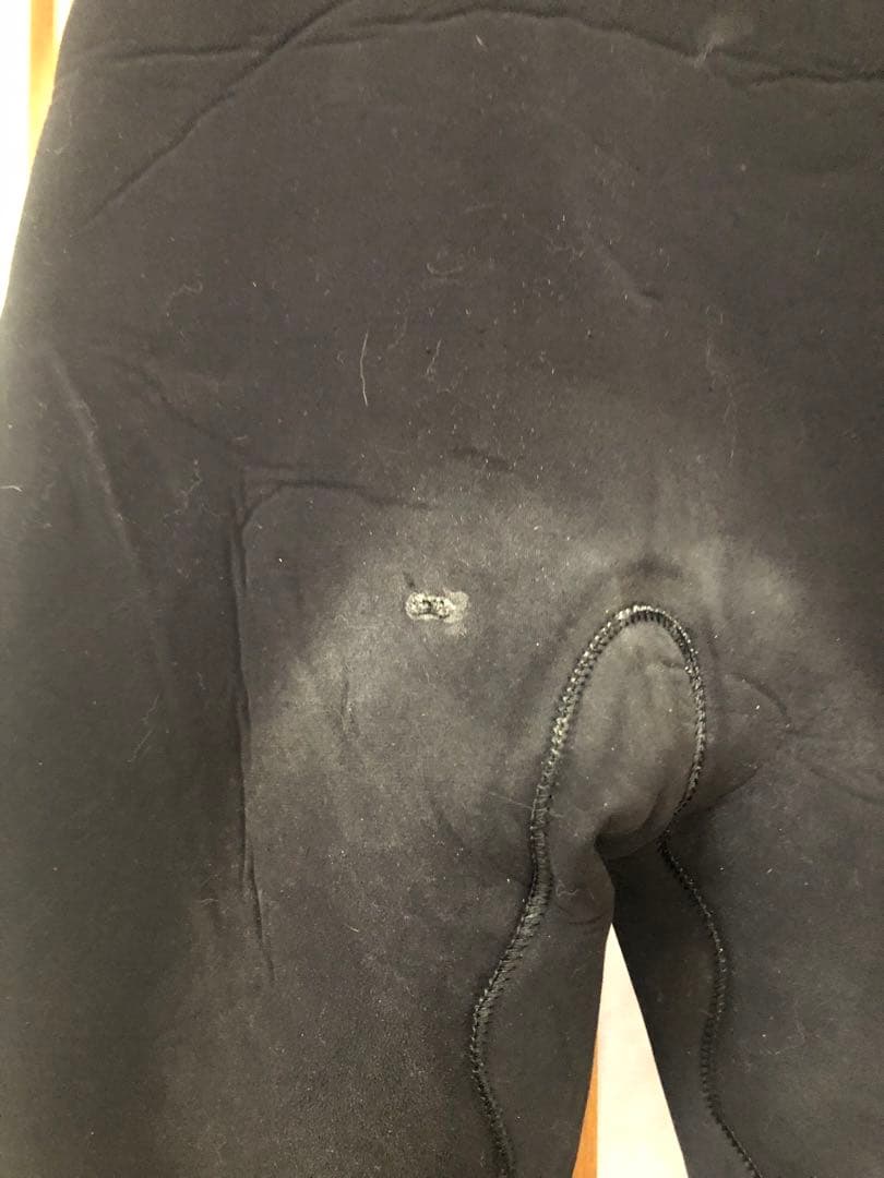 レア⭐︎Volcom ボルコム セミドライスーツ 4✖️3 USLサイズ メンズ