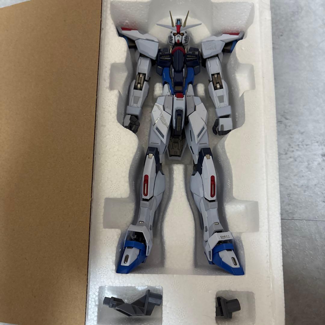 L BUILD フリーダムガンダム  SPARKLE Ver.