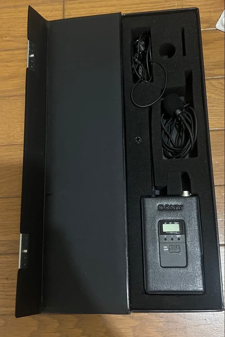 SONY ソニー WRT-822 ワイヤレストランスミッター マイク 送信機