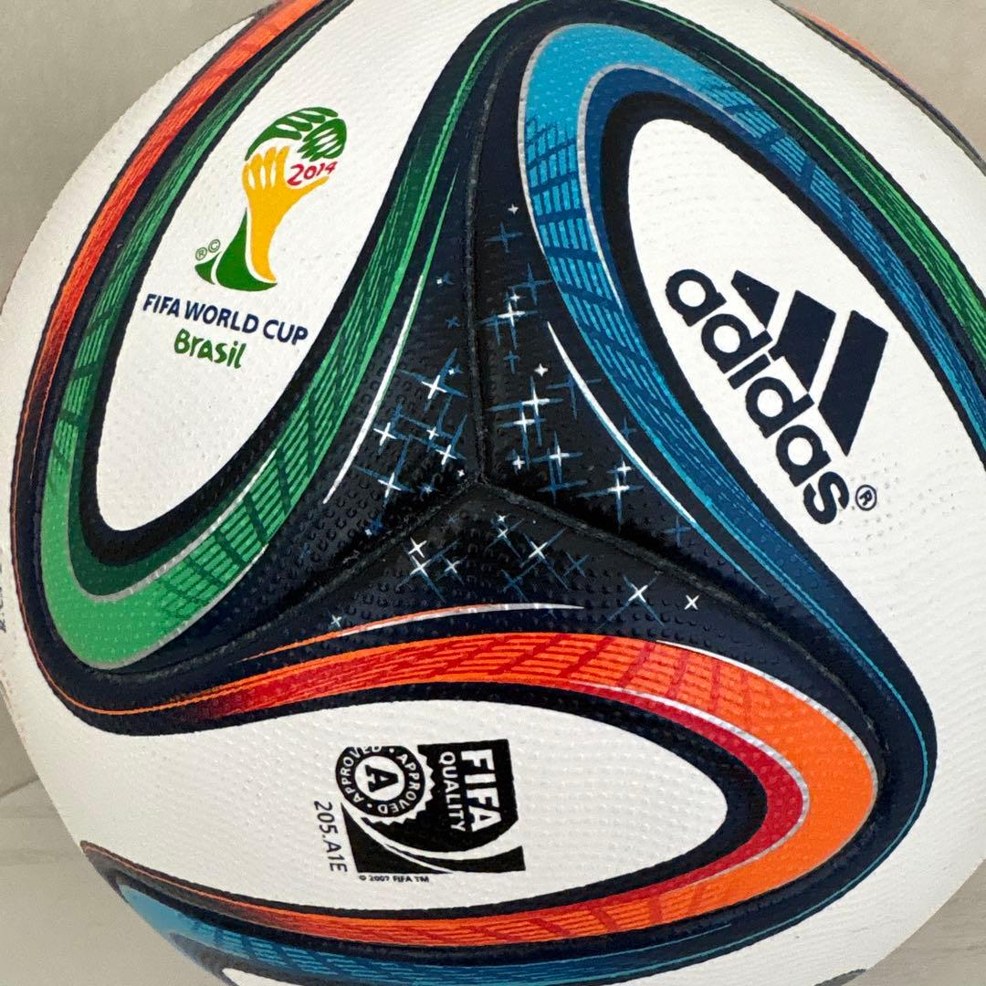 H*c様 【未使用】adidas Brazuca サッカーボール サイン入り