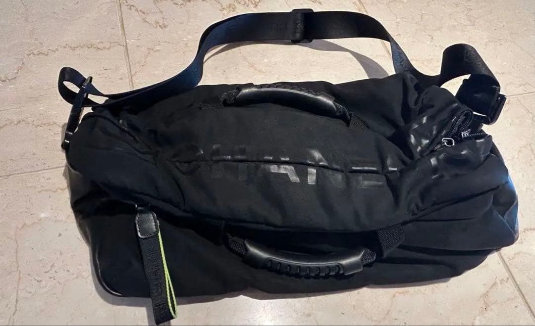 シャネルスポーツライン　ココマーク　黒ブラックボストンバッグ　CHANEL