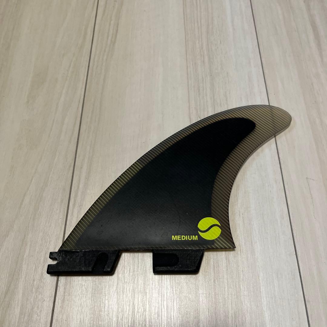 FCS2 CARVER トライフィン　ミディアムサイズ