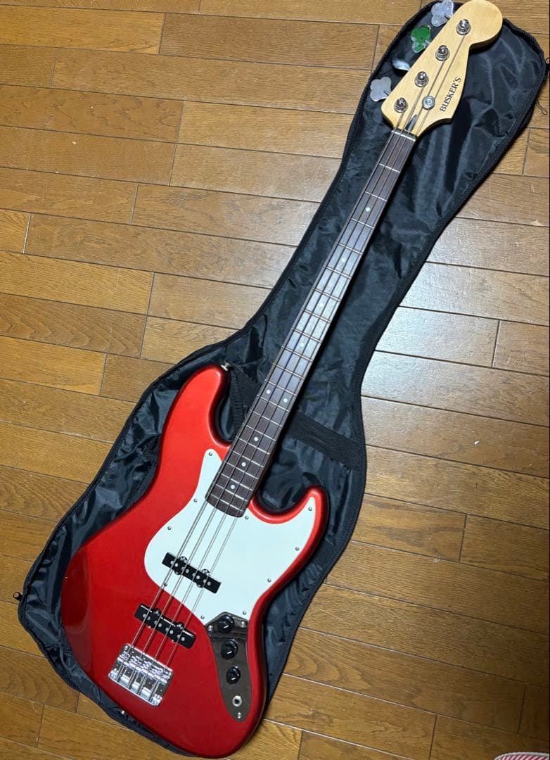 BUSKER'S エレキベース レッド ケース付き