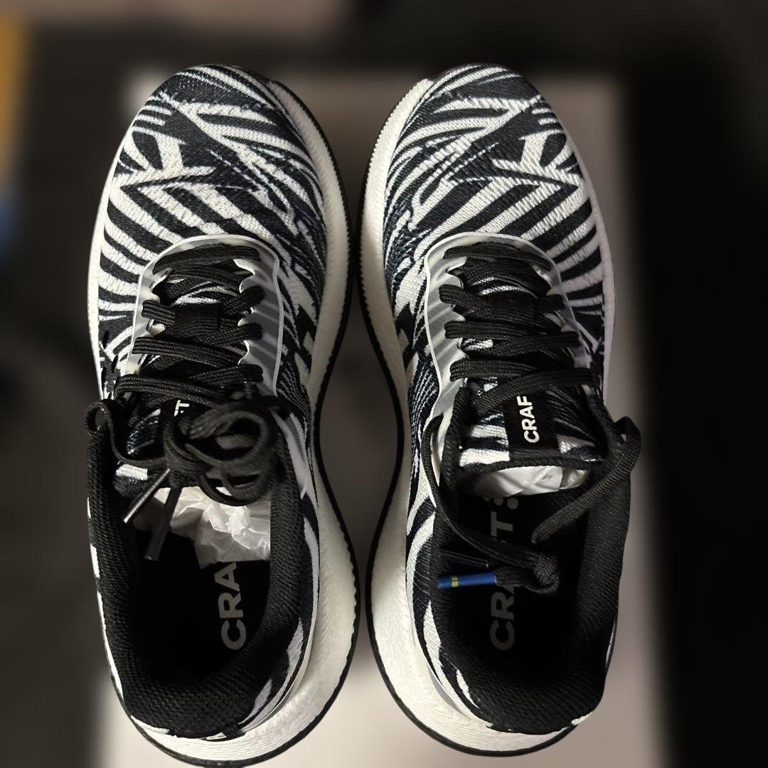 CRAFT Pacer2W ゼブラ柄 ランニングシューズ23.5