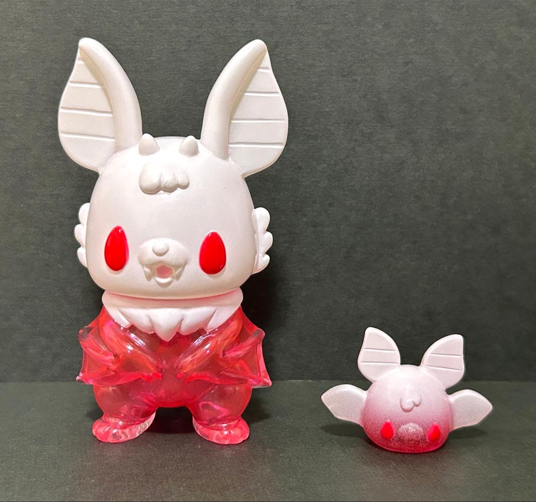 【C-toy'sソフビ蝙蝠怪獣パタパタン クリームソーダイチゴ ミニ色紙付き】