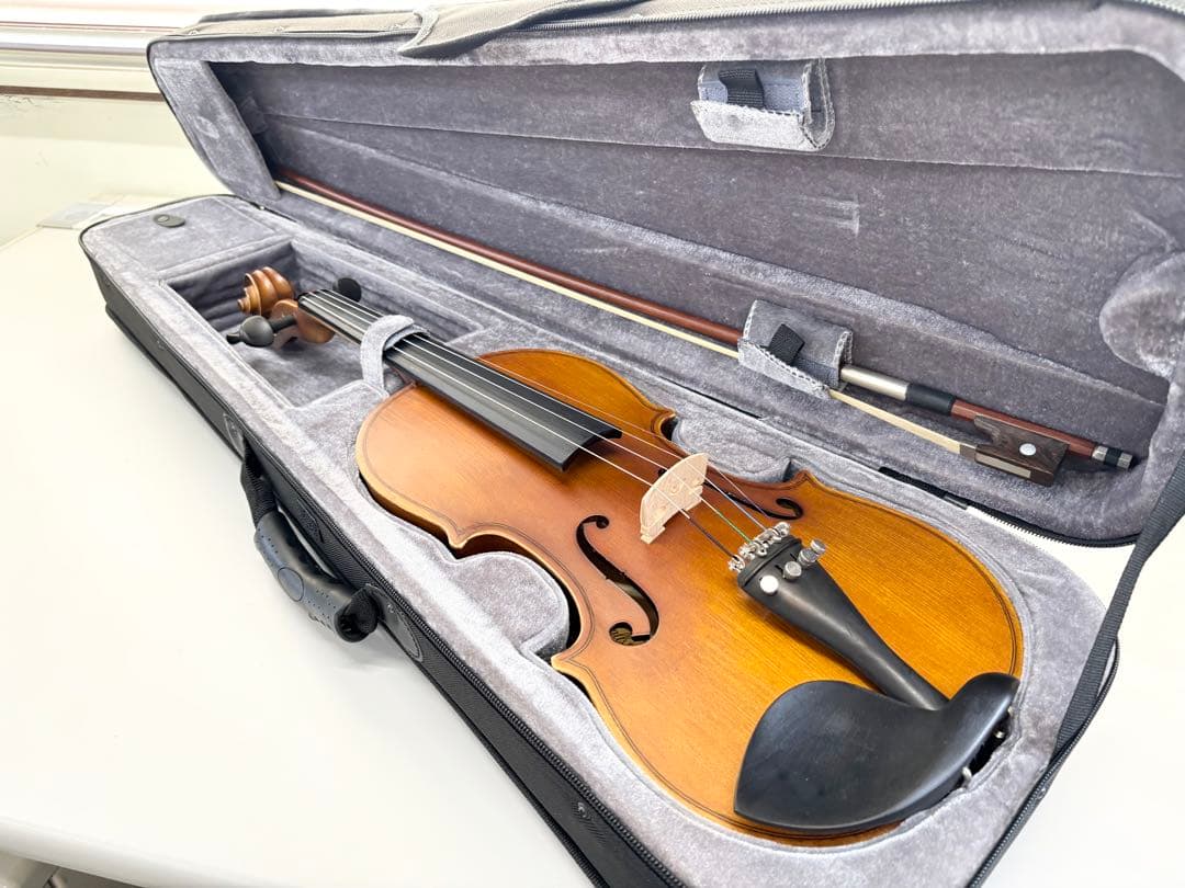 HALLSTATT V-12 4/4 ハルシュタット バイオリン ケース付