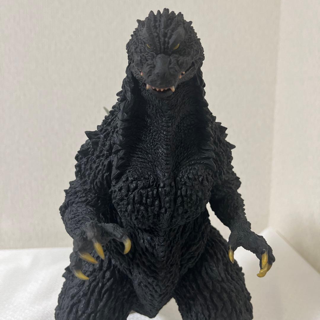 ゴジラ　フィギュア　ゴジラ2002 嵐の中の攻防　酒井ゆうじ造形コレクション