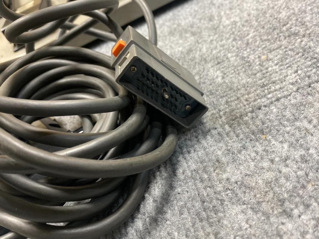 817 ROLAND GR-700 GK-1 ギターシンセサイザー