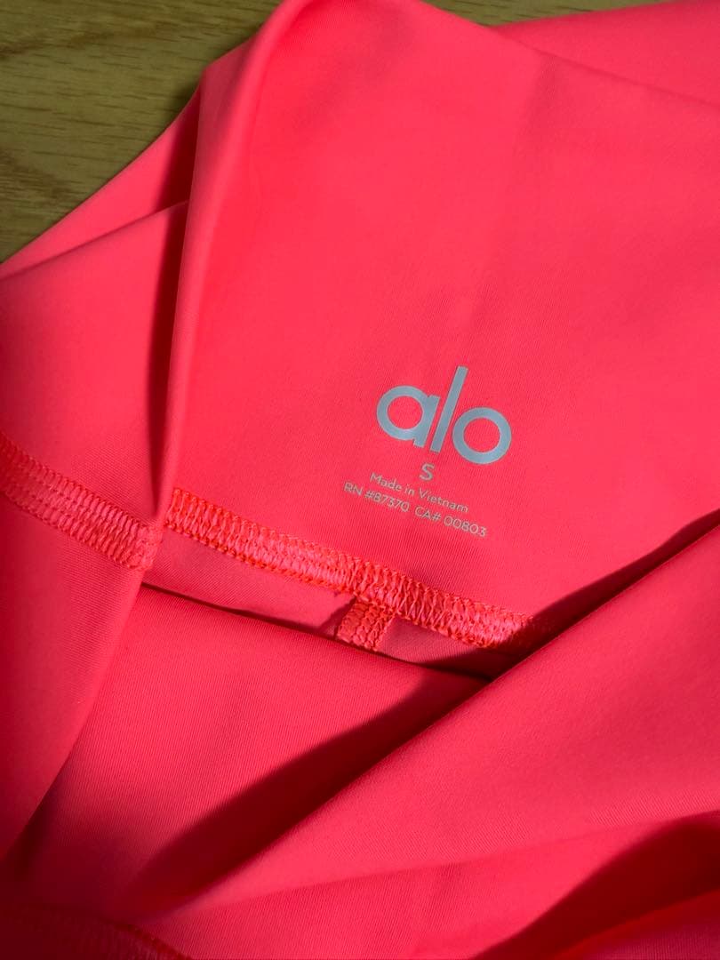 アローヨガ　ALO aloyoga レギンス　S ピラティス　Airlift